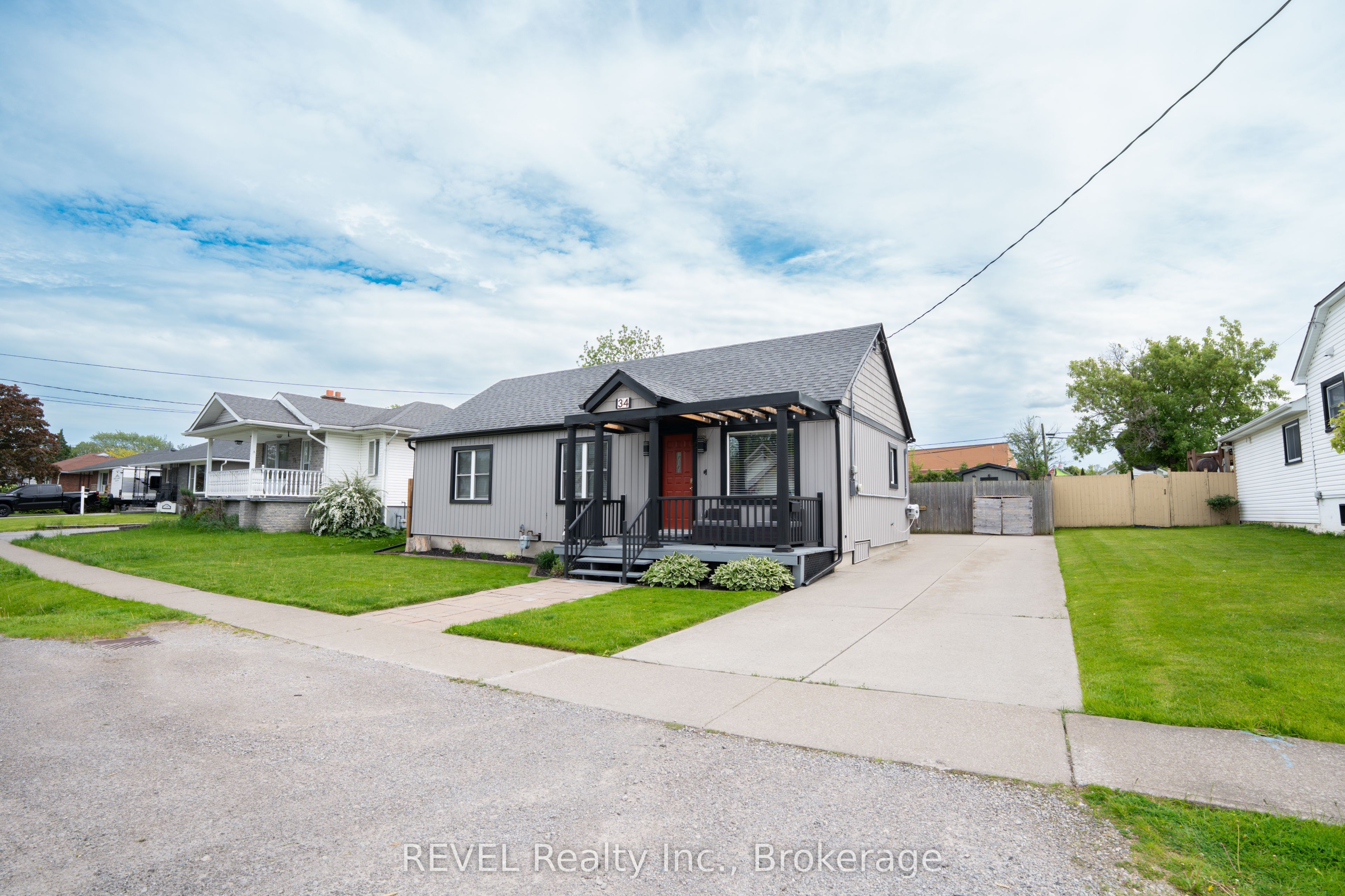 34 Bloomfield Avenue, St. Catharines, ON L2P 1X3 photo 4