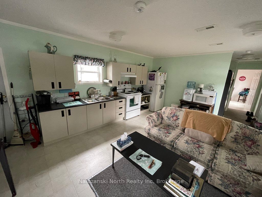 124 D Cloutier Road, St. Charles, ON P0M 1G0 photo 5