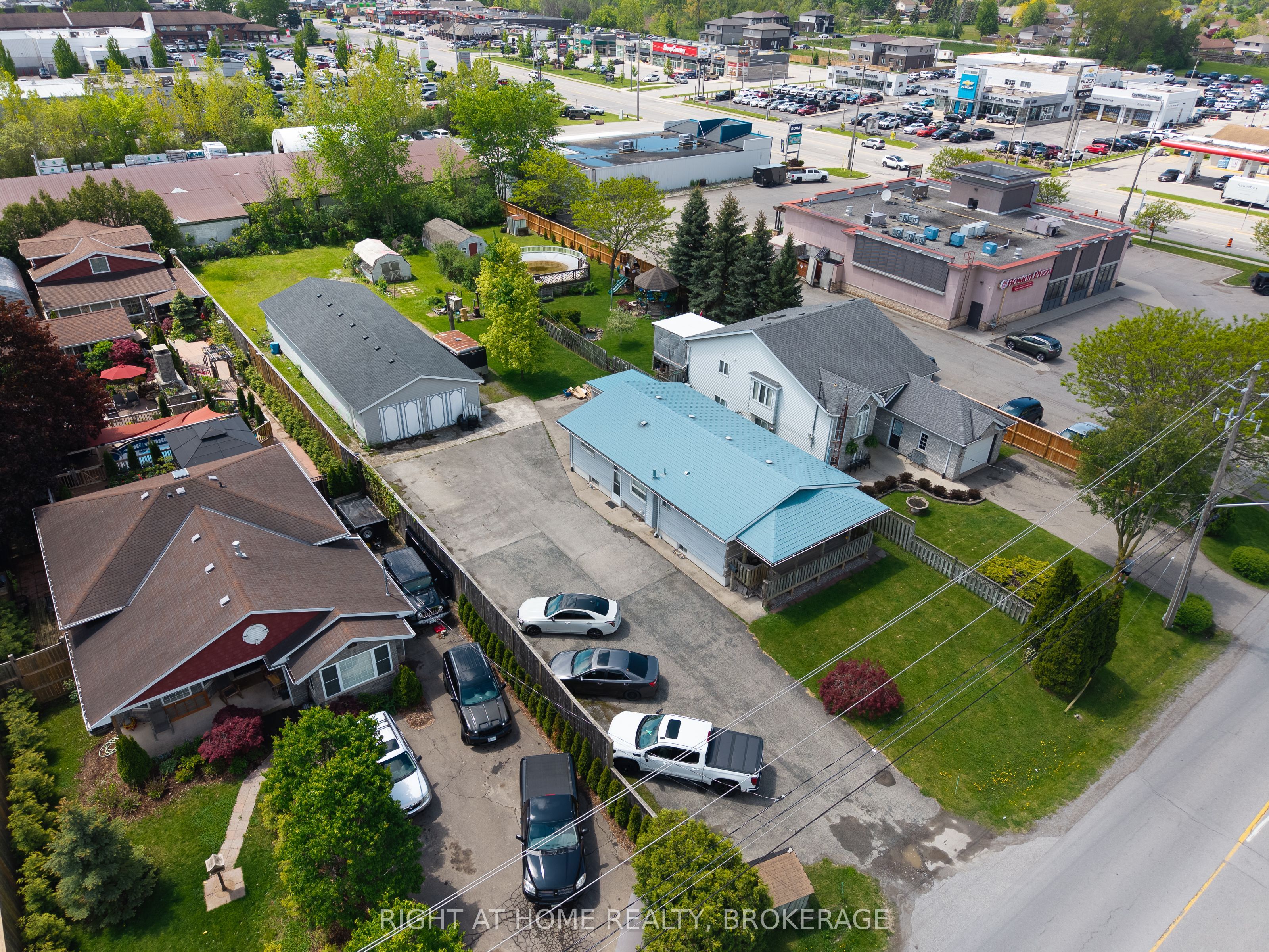 133 Quaker Road, Welland, ON L3C 3G3 photo 2