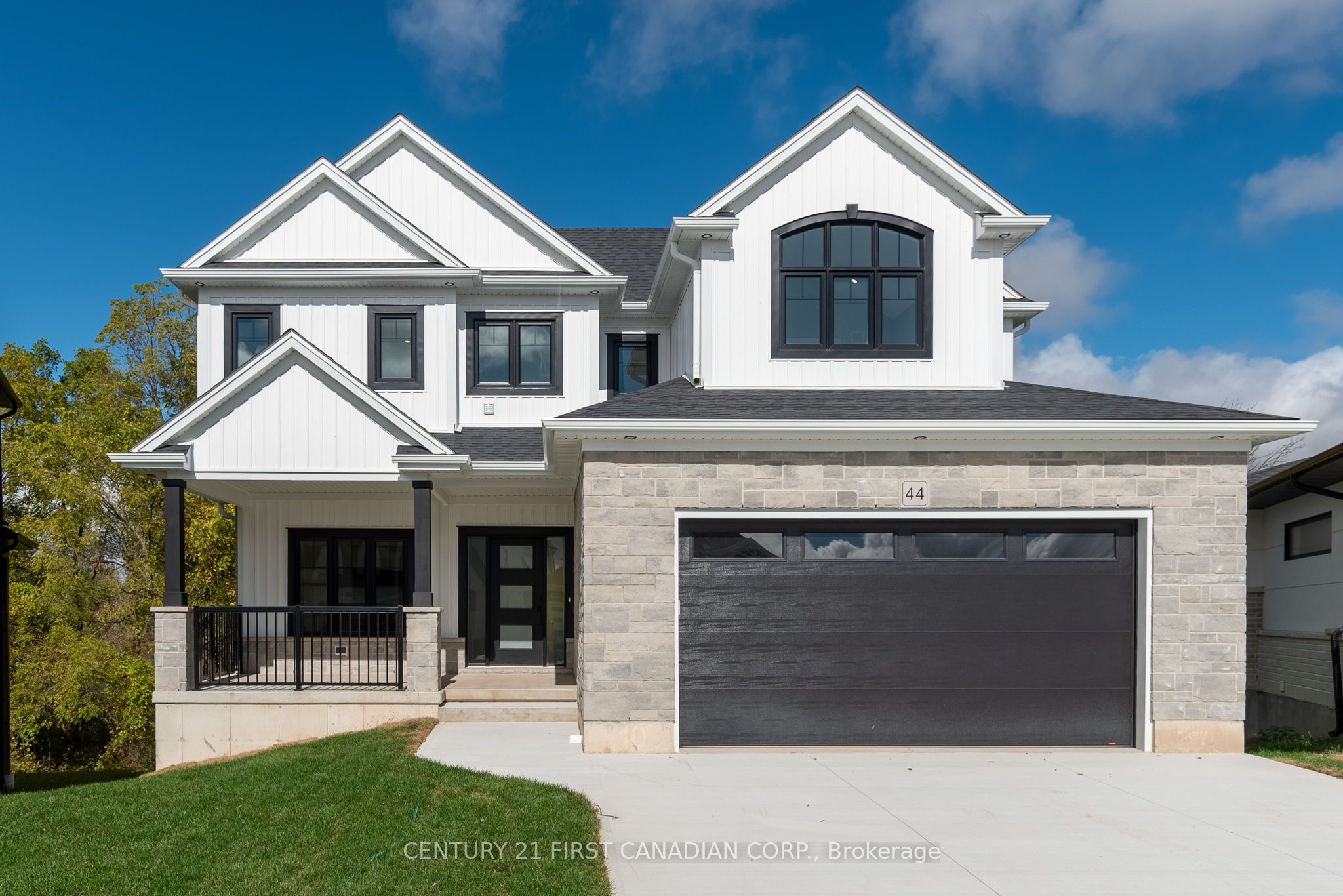 108 Mapledene Lane, Lucan Biddulph, ON N0M 2J0 photo 4