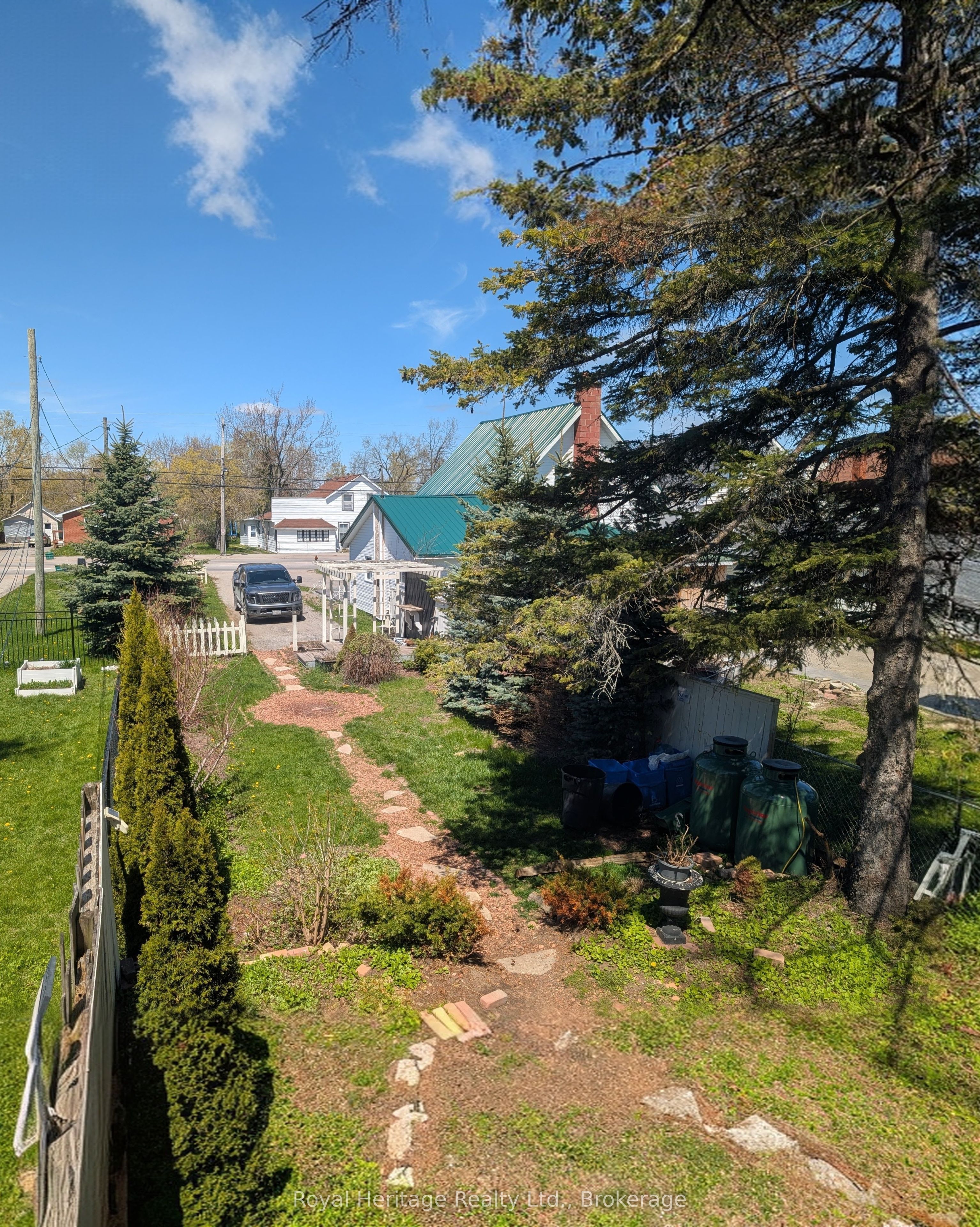 89 Lindsay Street, Kawartha Lakes, ON K0M 1N0 photo 4