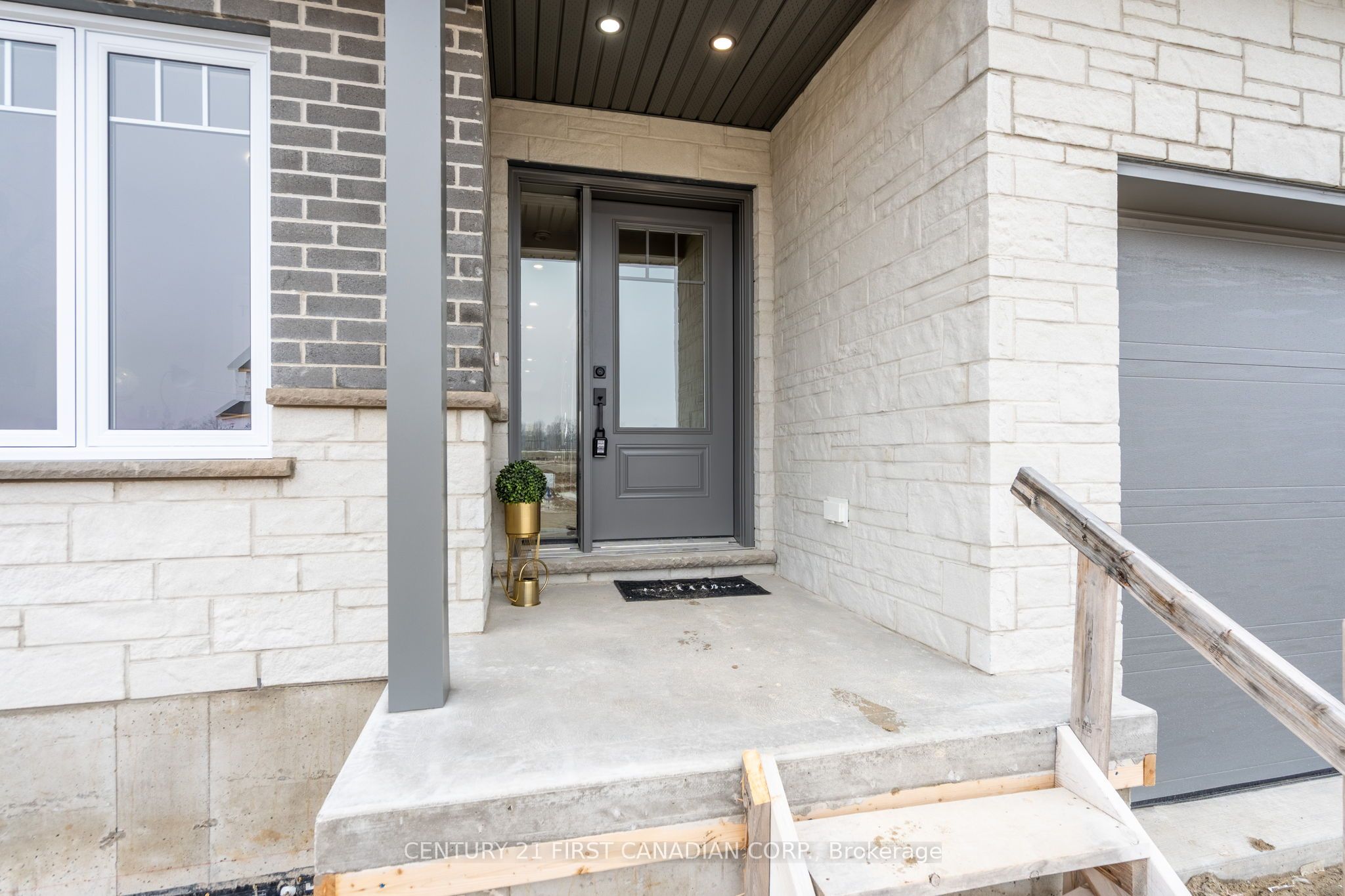125 Addison Avenue, Lucan Biddulph, ON N0M 2J0 photo 4