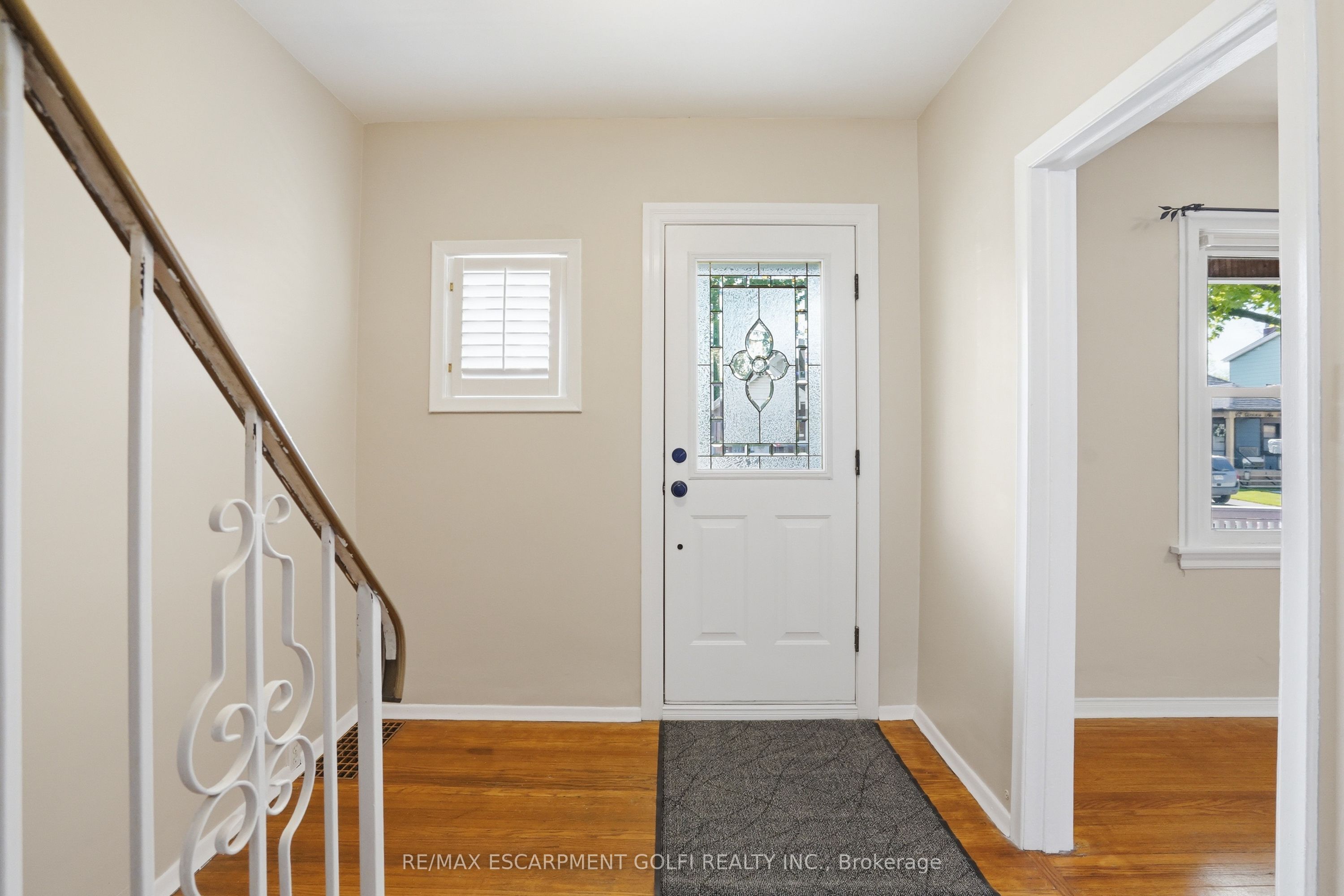 43 Cameron Avenue N, Hamilton, ON L8H 4Y9 photo 3