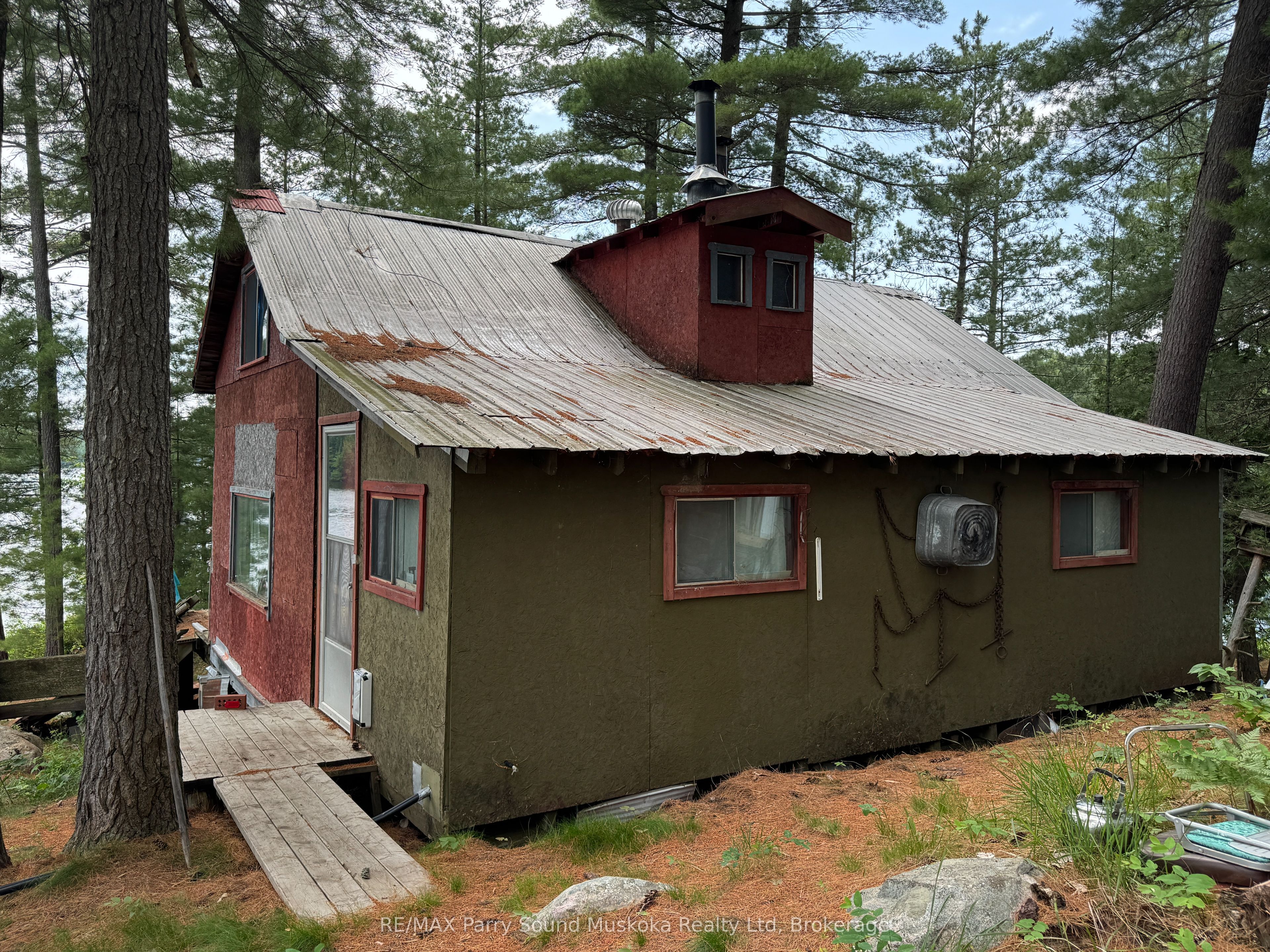 2 Wolf River, Parry Sound Remote Area, ON P0H 1S0 photo 2