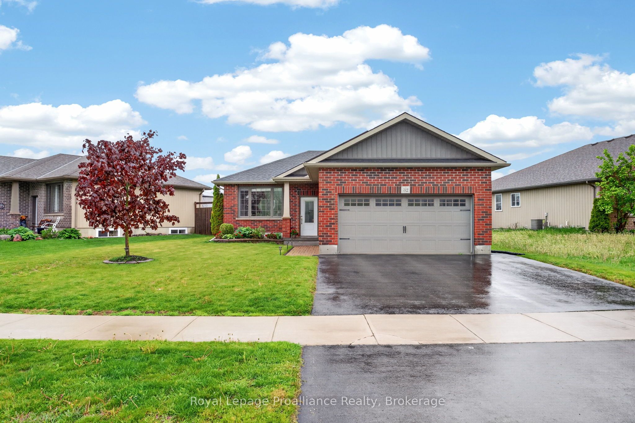 32 Aspen Drive, Quinte West, ON K8V 0E2