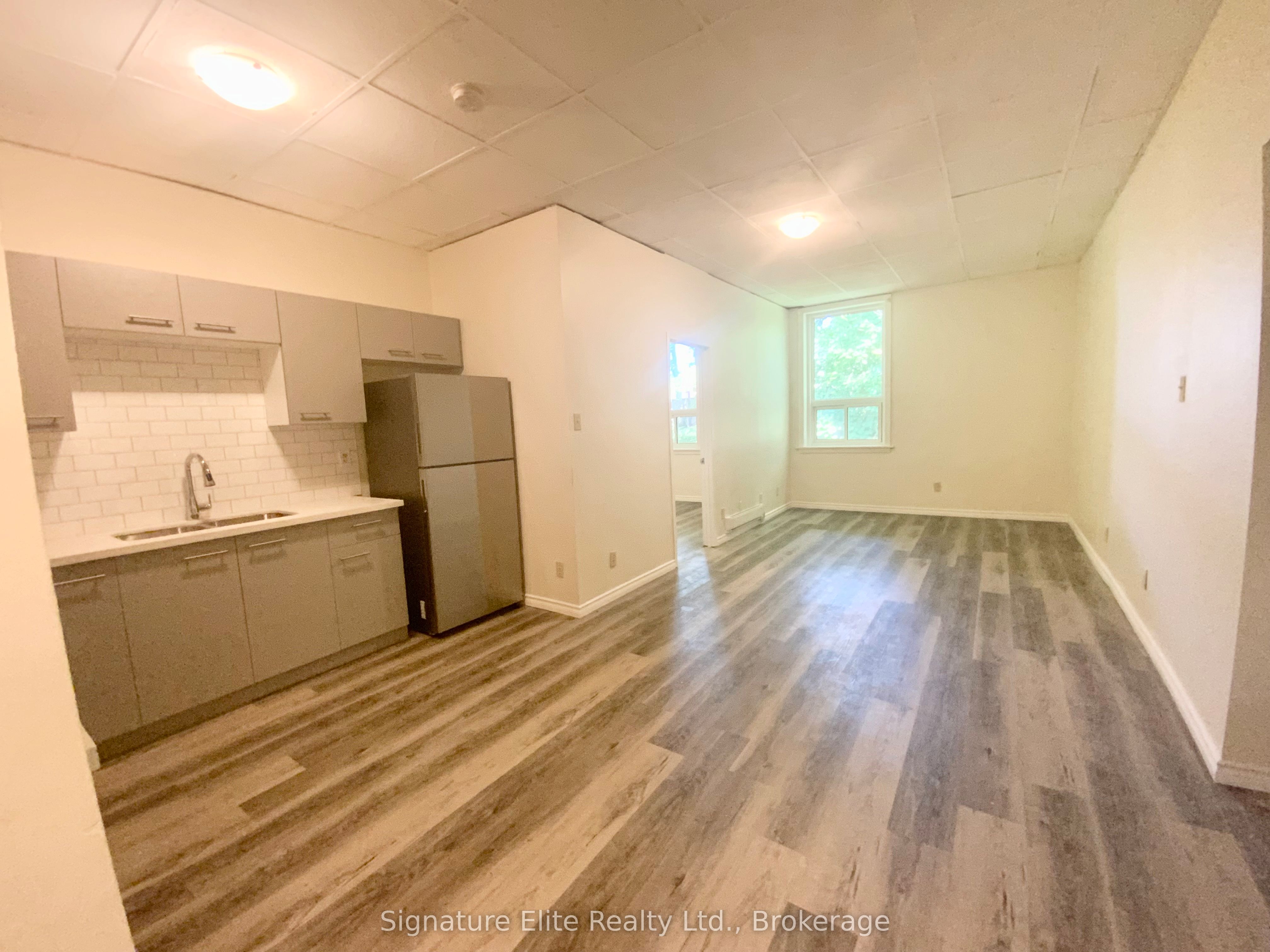 372 Darling Street 11, Brantford, ON N3S 3Y5 photo 4