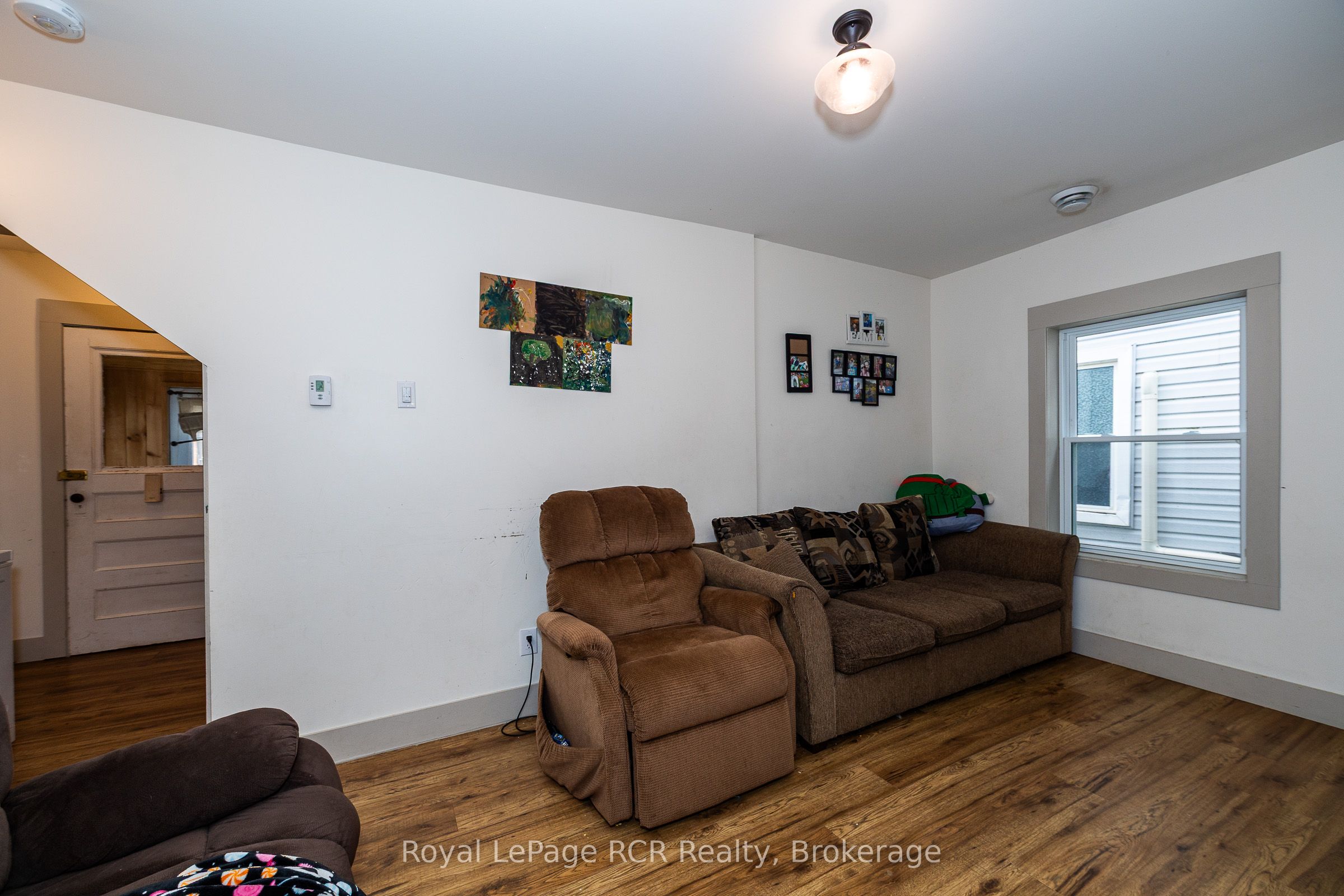 83 Main Street W, Grey Highlands, ON N0C 1H0 photo 4