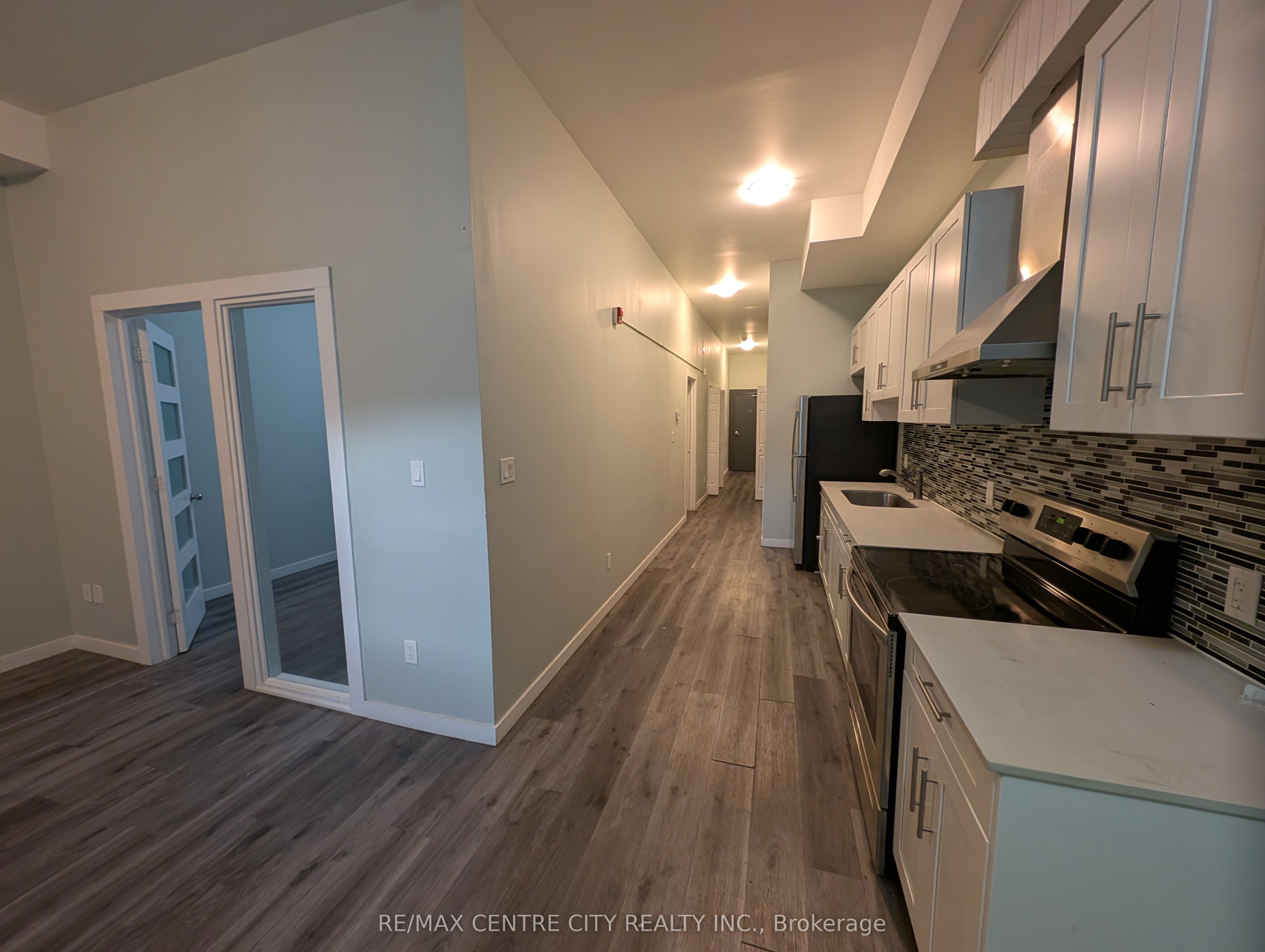 362 Richmond Street 2, London East, ON N6A 3C3 photo 3