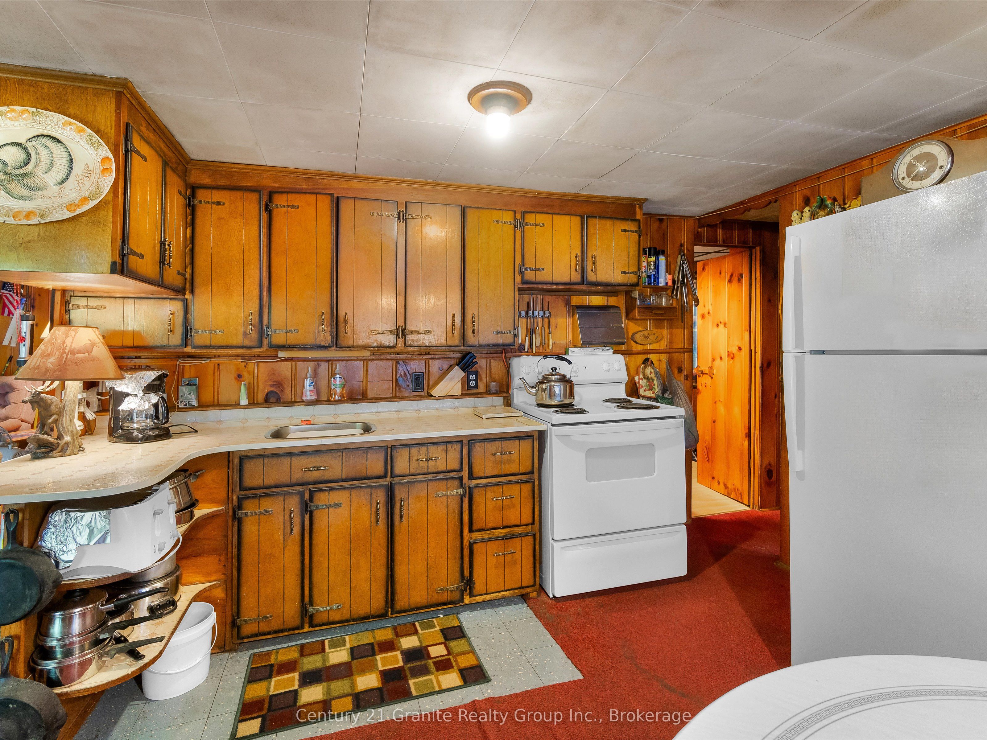1141 Kanawa Lane, Algonquin Highlands, ON K0M 1S0 photo 4