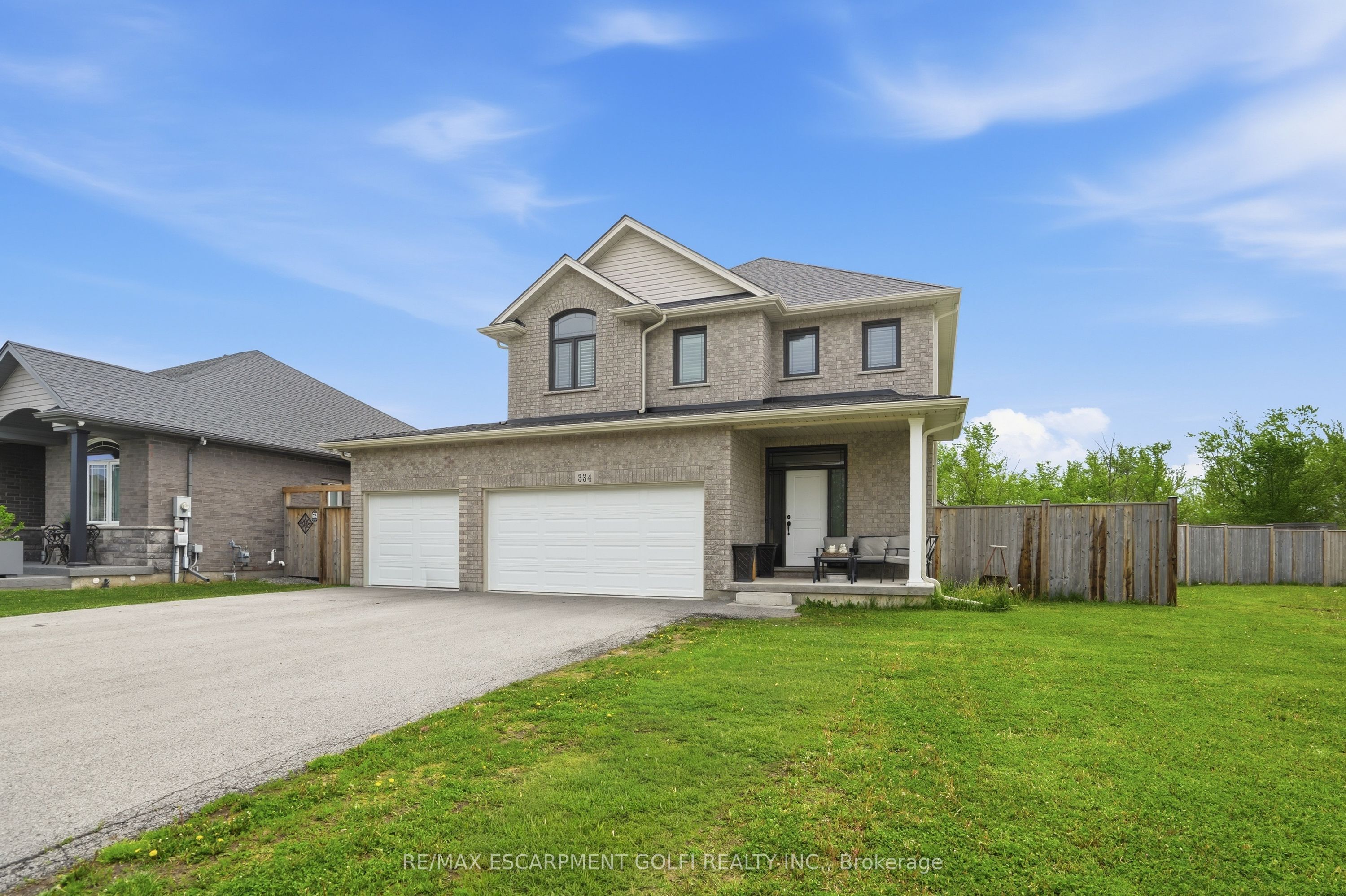 334 Viger Drive W, Welland, ON L3B 5E9 photo 3