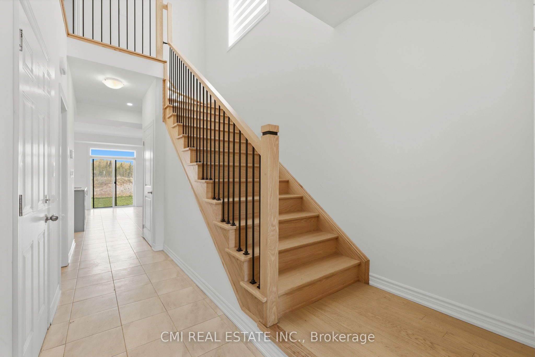 20 Hillcroft Way, Kawartha Lakes, ON K0M 1A0 photo 4
