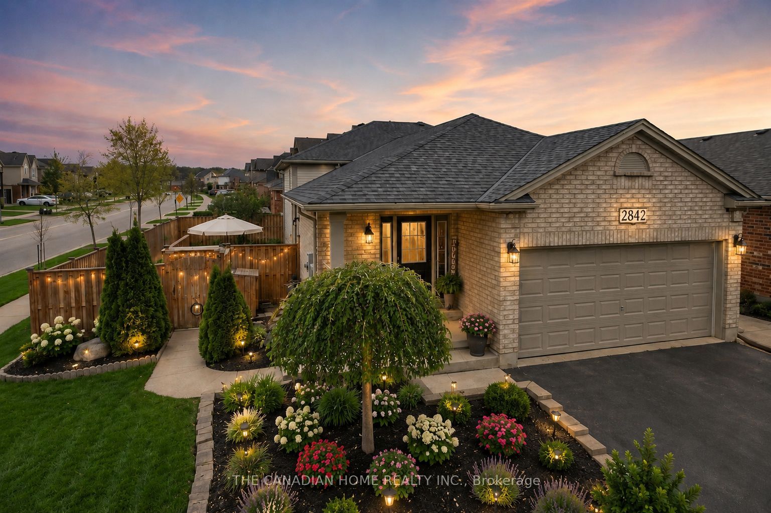 2842 MEADOWGATE Boulevard, London South, ON N6M 1L4