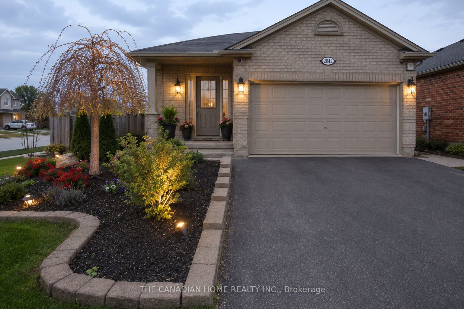 2842 MEADOWGATE Boulevard, London South, ON N6M 1L4 photo 2
