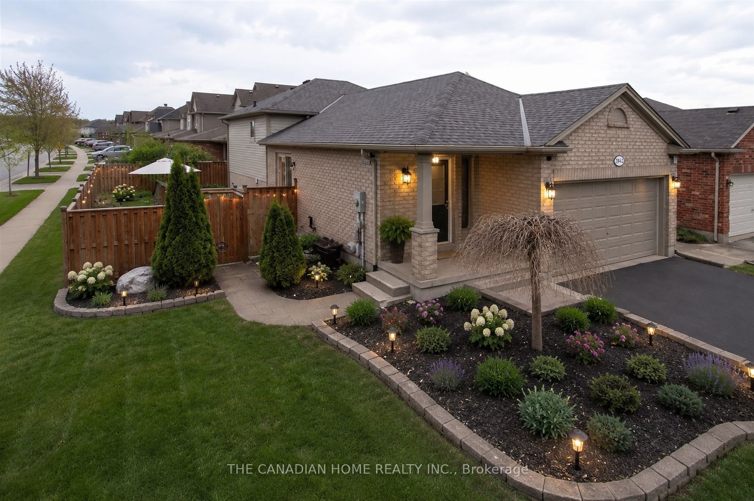 2842 MEADOWGATE Boulevard, London South, ON N6M 1L4 photo 3