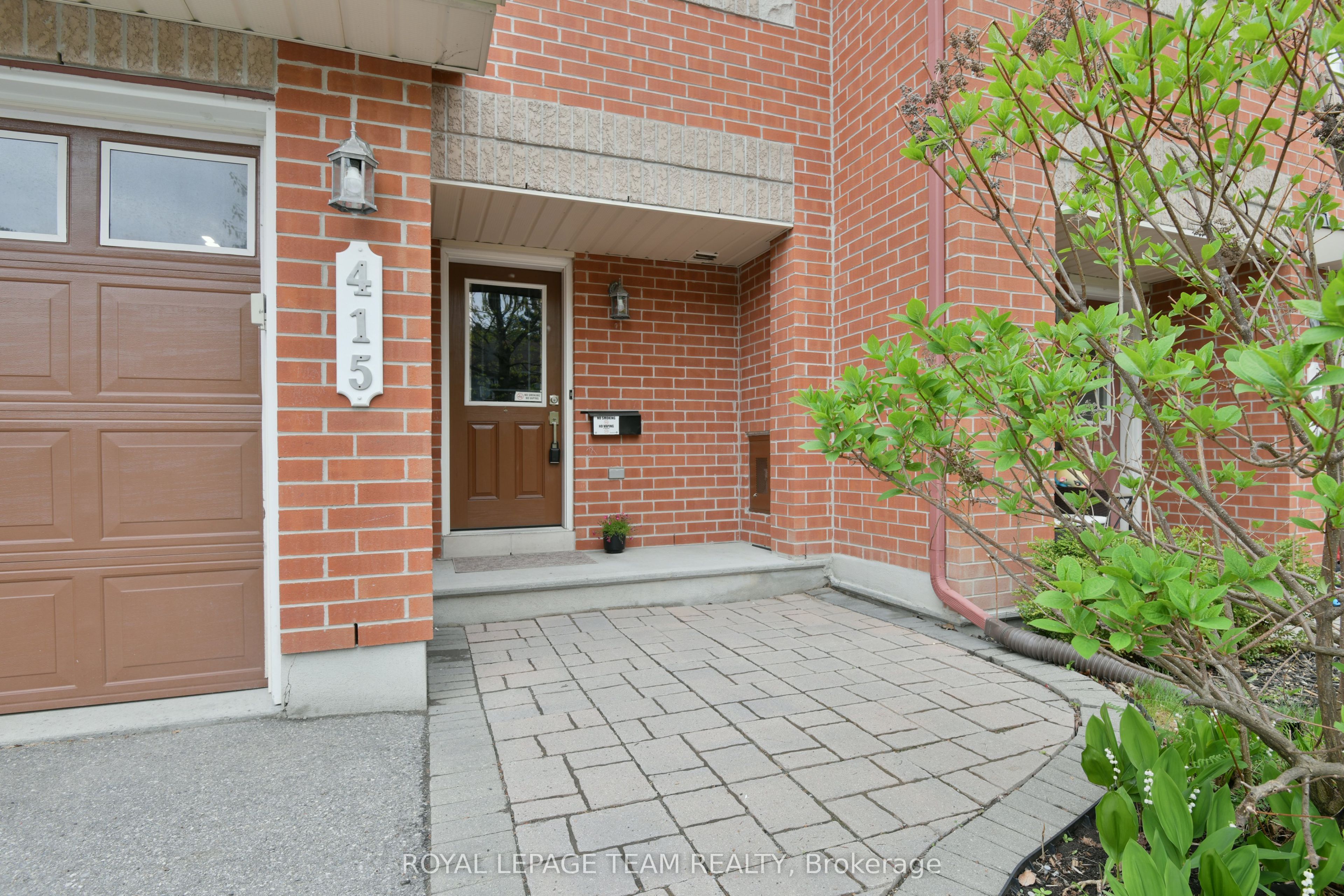 415 Galatina Way, Kanata, ON K2K 0E7 photo 2