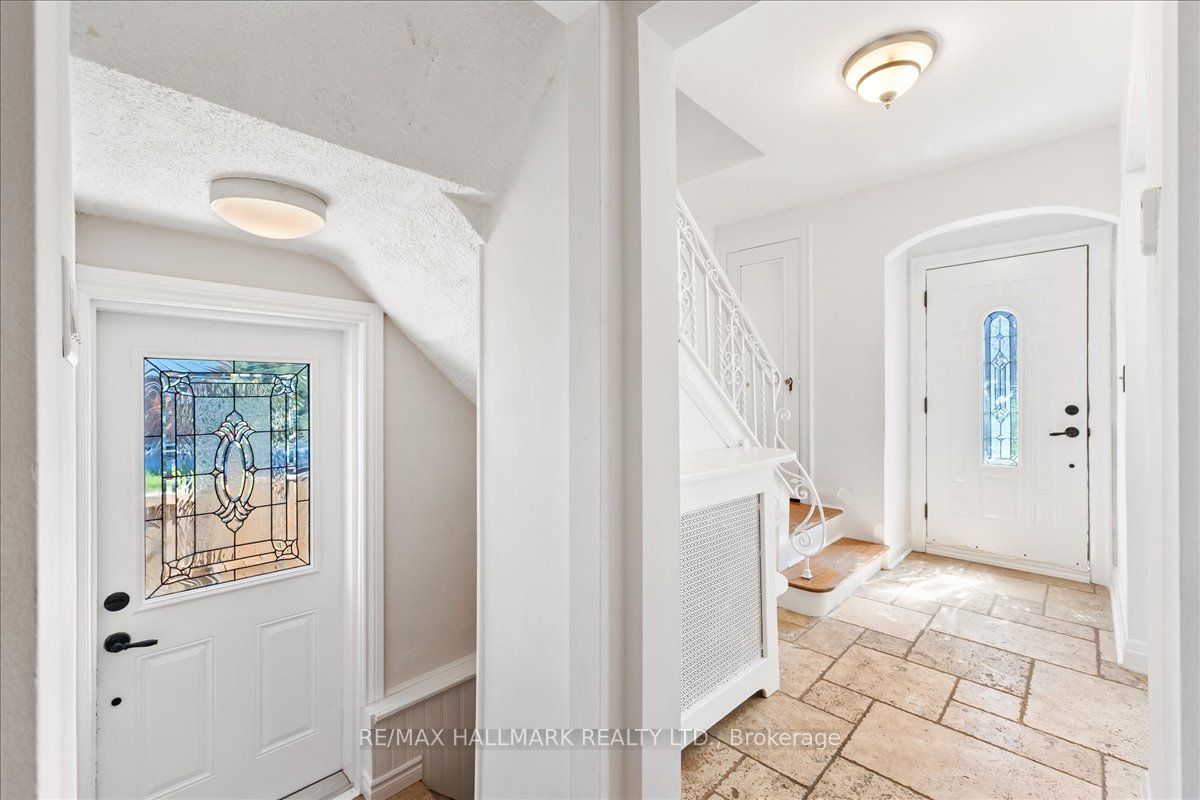 62 Tuxedo Avenue S, Hamilton, ON L8K 2R8 photo 5