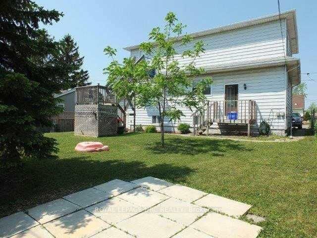 46 Martin Street APARTMENT - MAIN FLOOR, Thorold, ON L2V 3X2 photo 2