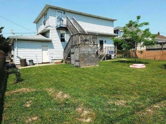 46 Martin Street APARTMENT - MAIN FLOOR, Thorold, ON L2V 3X2 photo 3