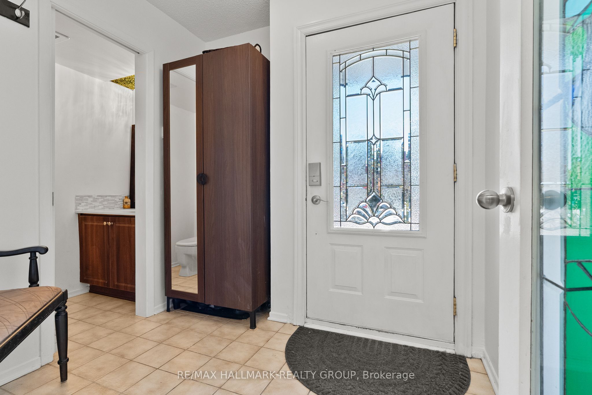48 Sample Road, Hunt Club - Windsor Park Village and Area, ON K1V 9T8 photo 5