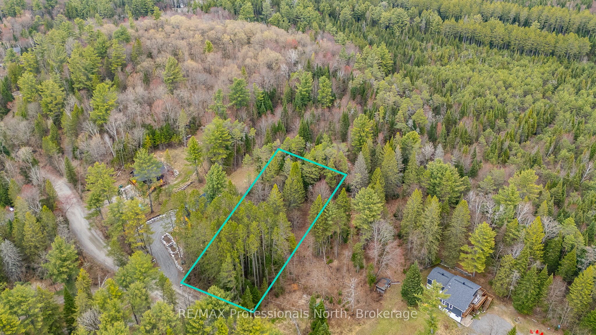 75 Balsam Chutes Road, Huntsville, ON P0B 1L0