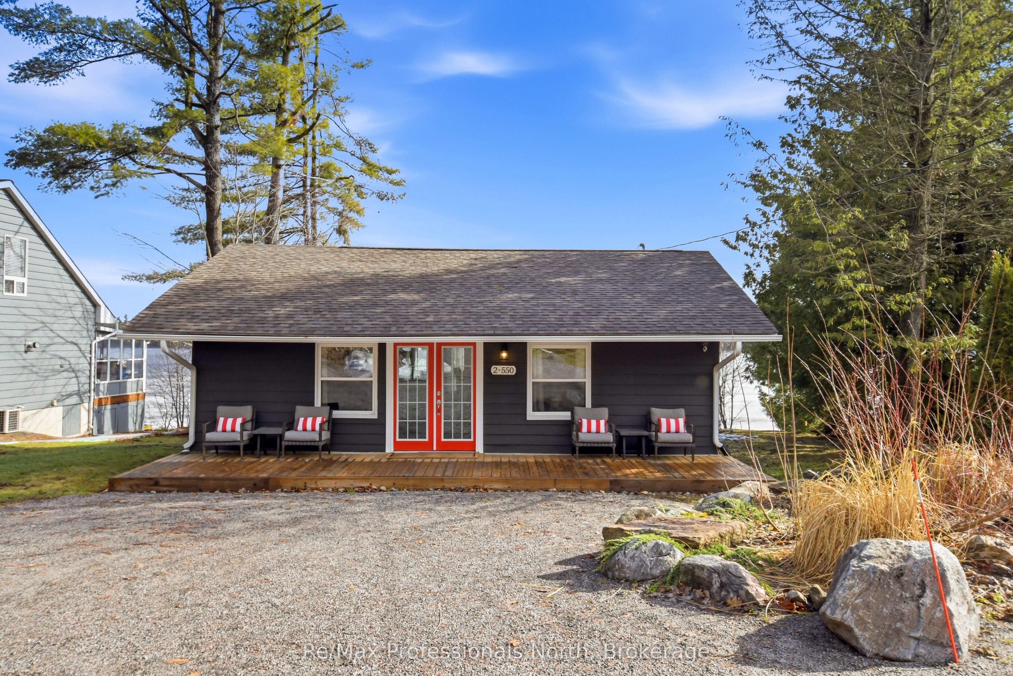 550 Sixth Street 2, Gravenhurst, ON P1P 1M2 photo 3