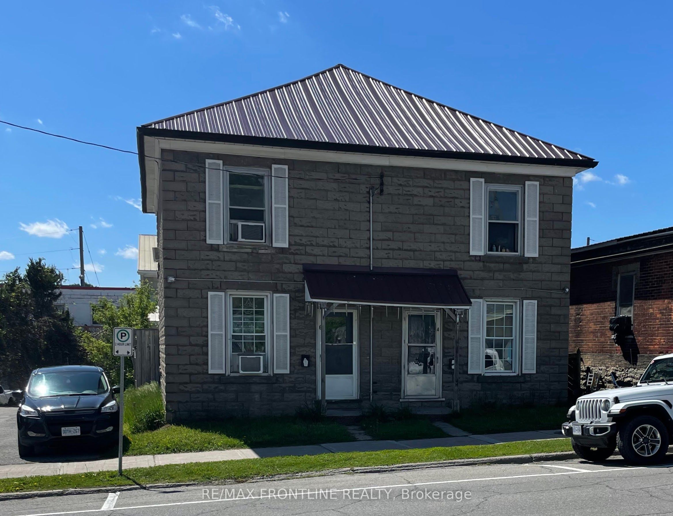 4-6 Market Street S, Smiths Falls, ON K7A 2E1