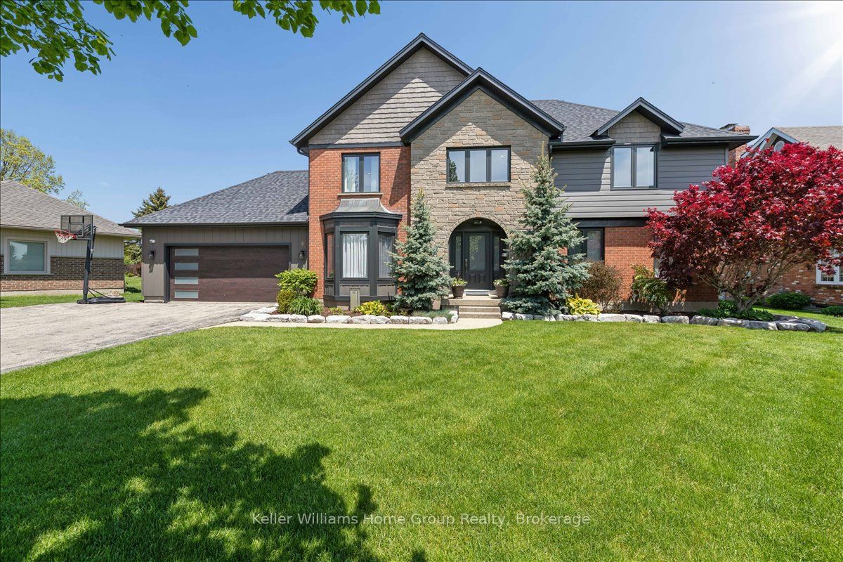 8 Stonefield Drive, Woolwich, ON N0B 2V0