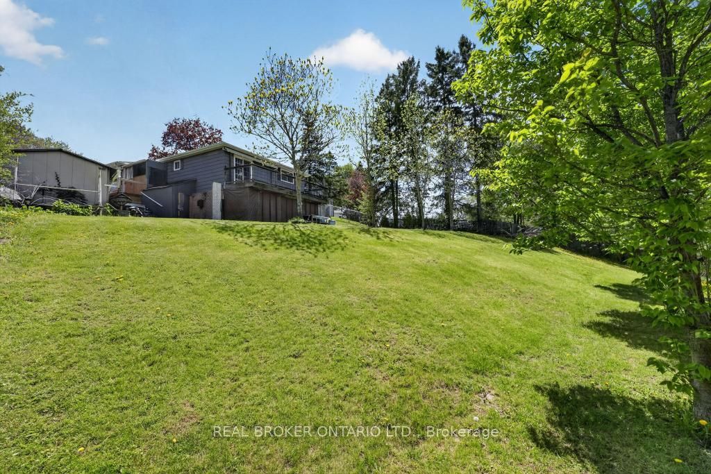 55 Sunrise Crescent, Hamilton, ON L9H 3S1 photo 4