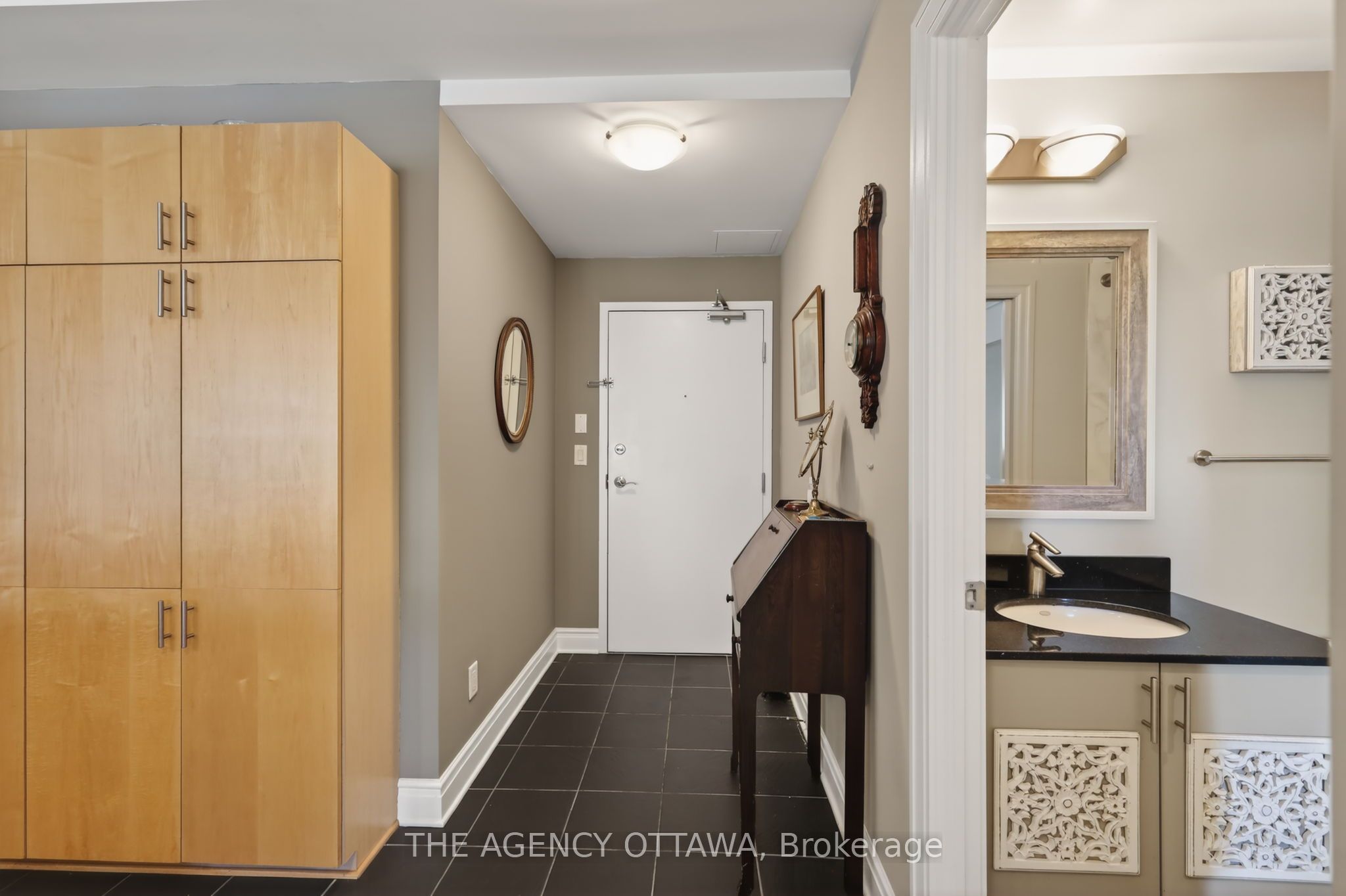 85 Bronson Avenue 905, Ottawa Centre, ON K1R 6G7 photo 4