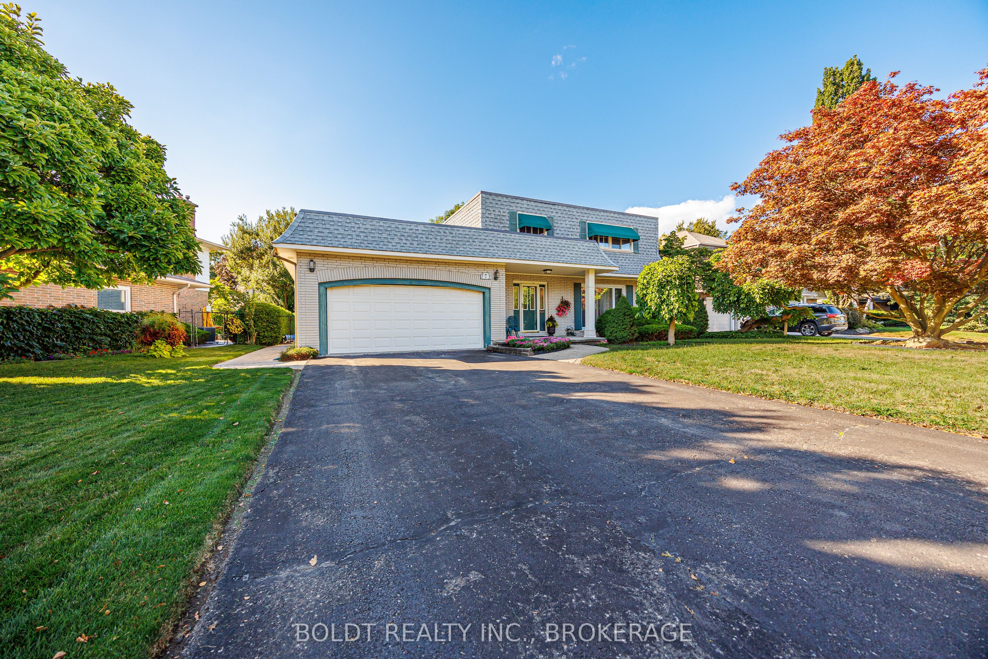 7 Mayholme Court, St. Catharines, ON L2N 4C1 photo 2