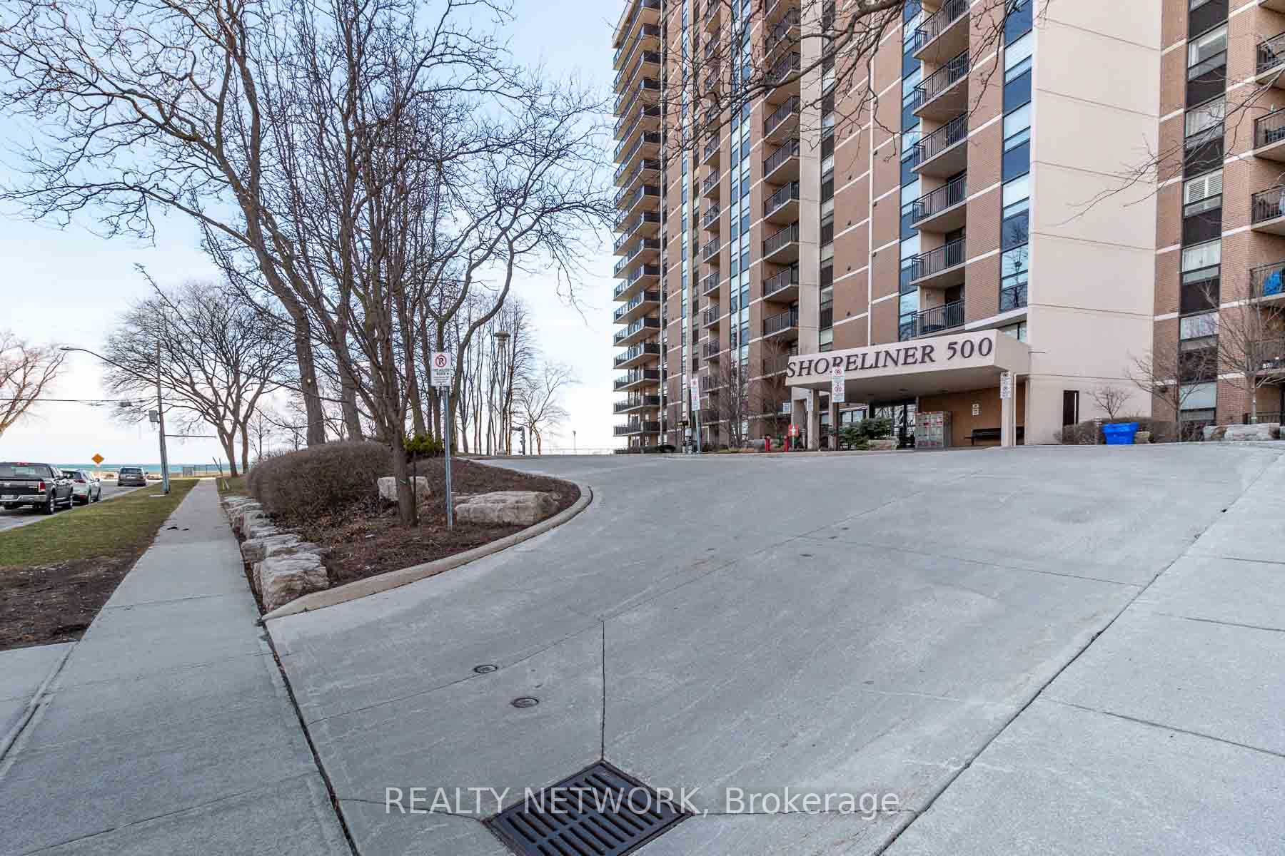 500 Green Road 901, Hamilton, ON L8E 3M6 photo 2