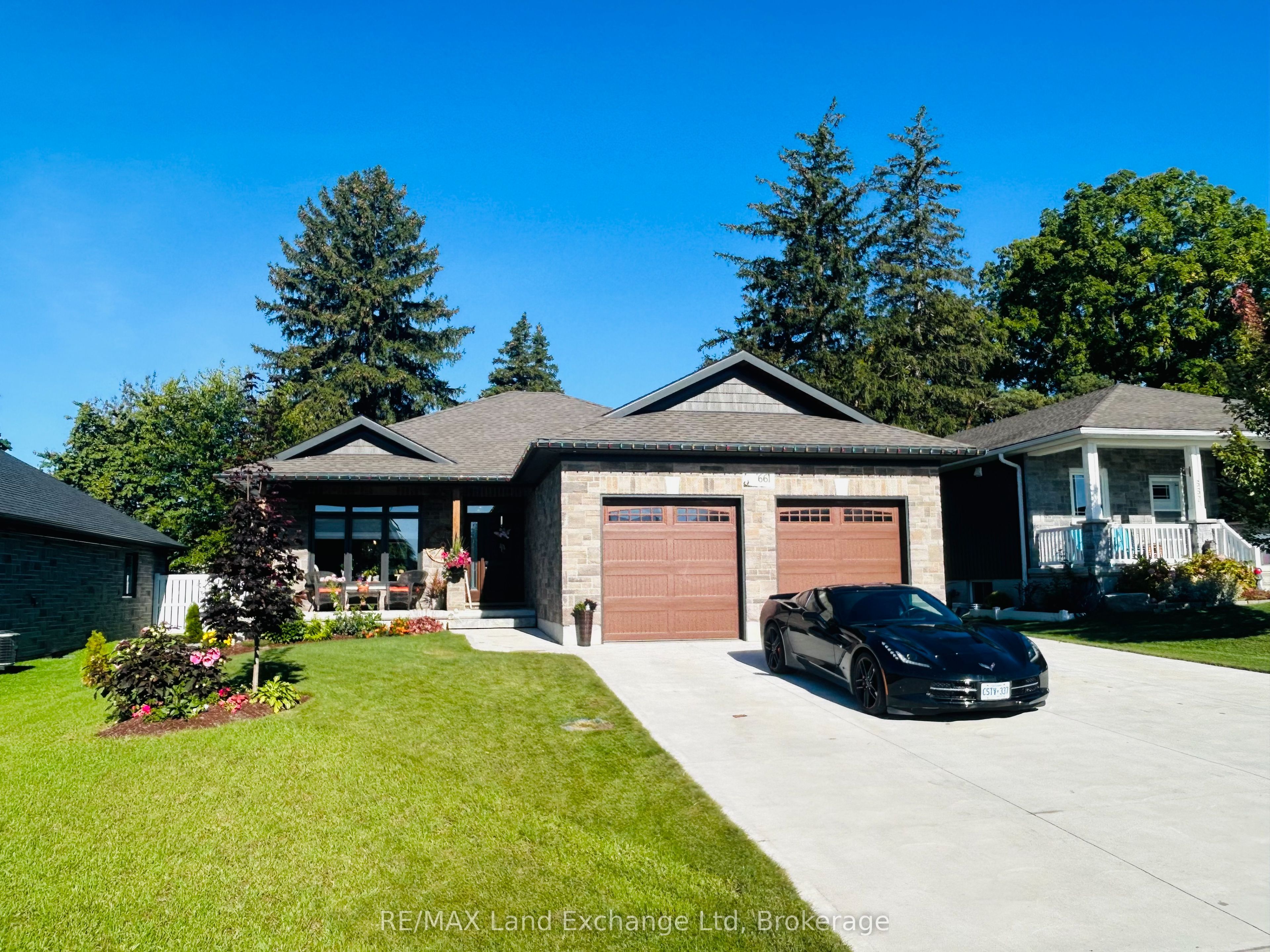 661 Gloria Street, North Huron, ON N0M 1H0 photo 2