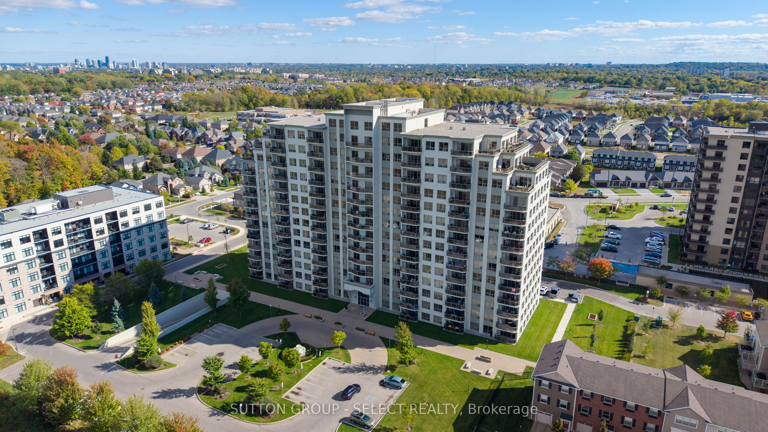 1030 Coronation Drive 812, London North, ON N6G 0G5 photo 2
