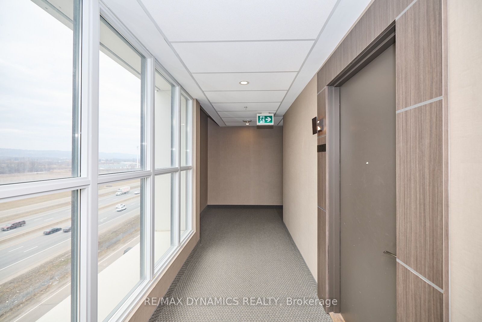 550 North Service Road 407, Grimsby, ON L3M 0H9 photo 4
