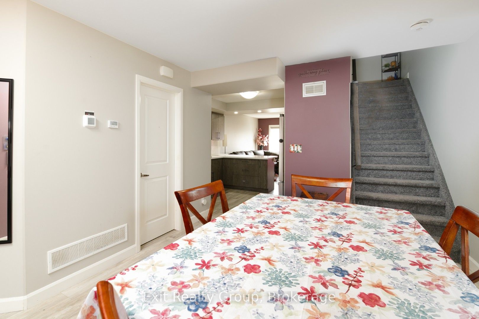 7 Dewal Place, Belleville, ON K8P 0H3 photo 4
