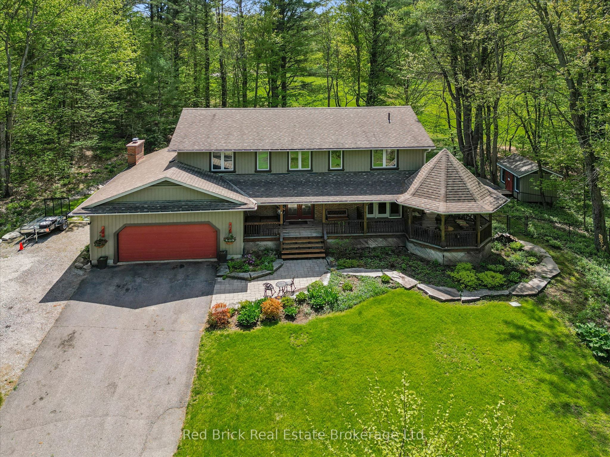 24 South Muskoka Drive, Bracebridge, ON P1L 1M4 photo 2