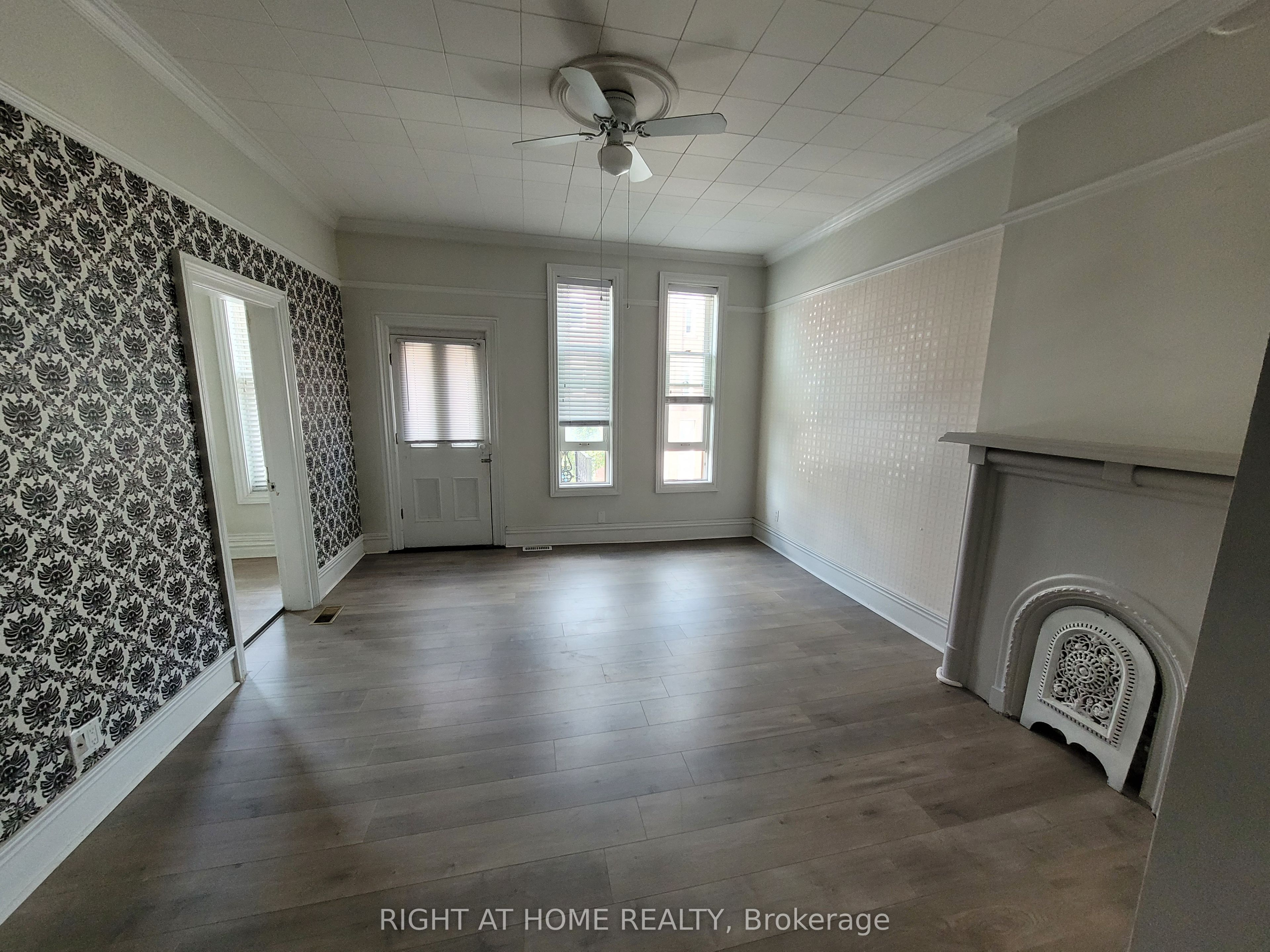 125 Main Street W 2nd Fl, Shelburne, ON L9V 3K3 photo 4