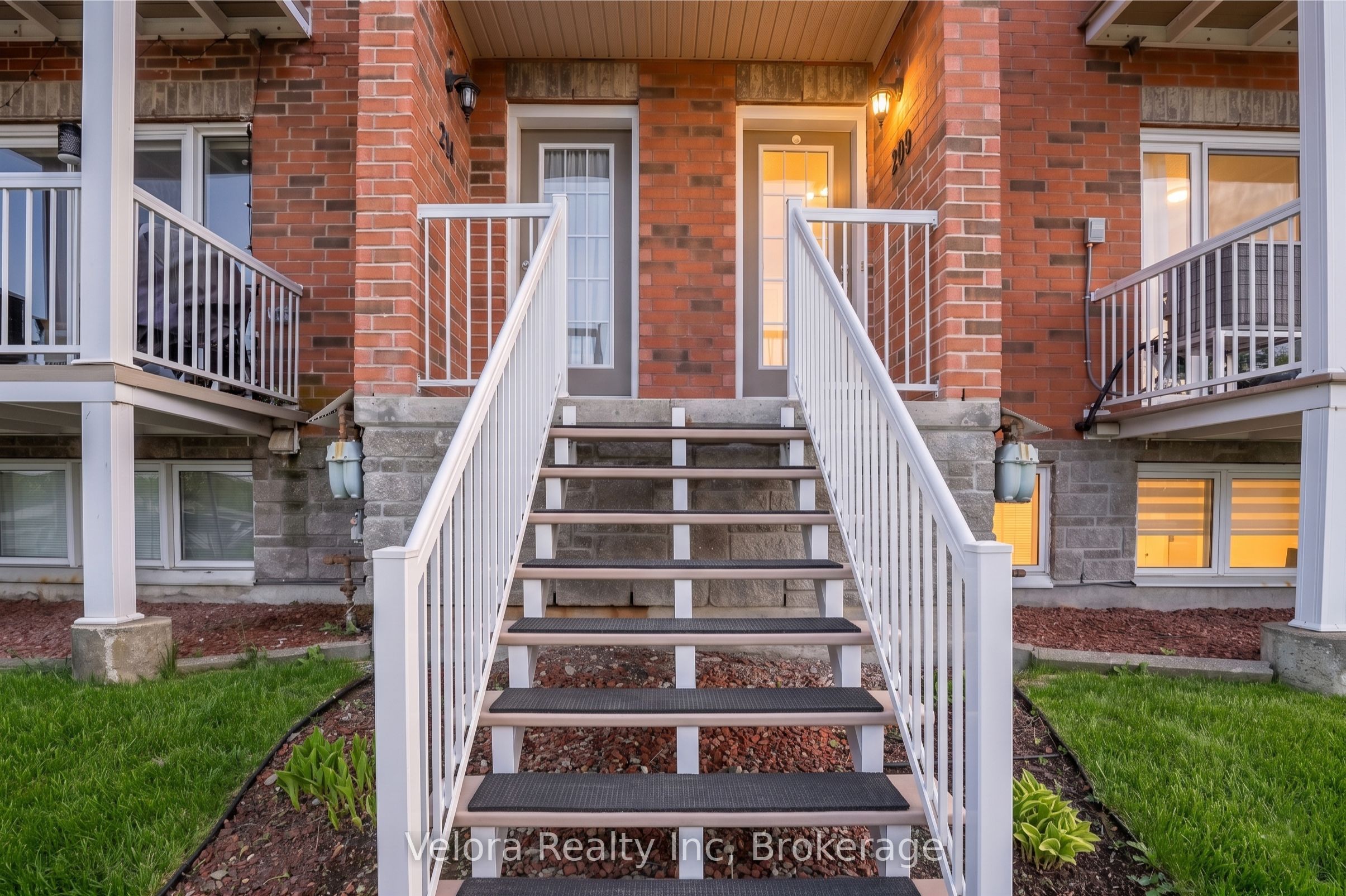 3275 St Joseph Boulevard 209, Orleans - Cumberland and Area, ON K1E 3Y3 photo 2