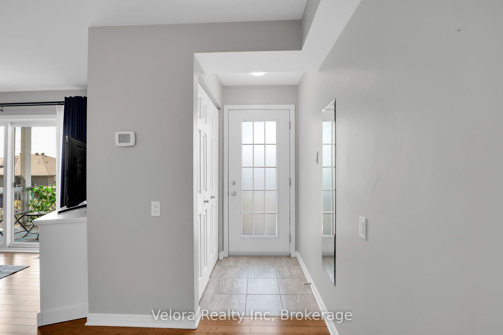 3275 St Joseph Boulevard 209, Orleans - Cumberland and Area, ON K1E 3Y3 photo 3