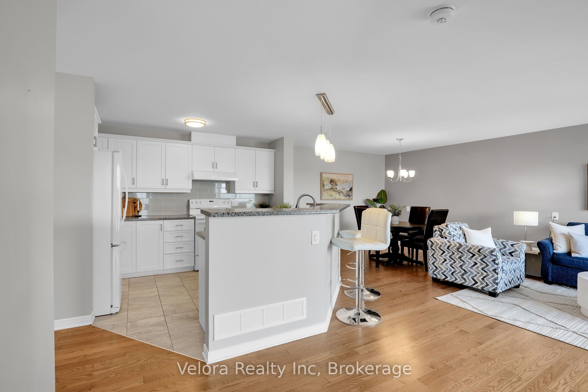 3275 St Joseph Boulevard 209, Orleans - Cumberland and Area, ON K1E 3Y3 photo 4
