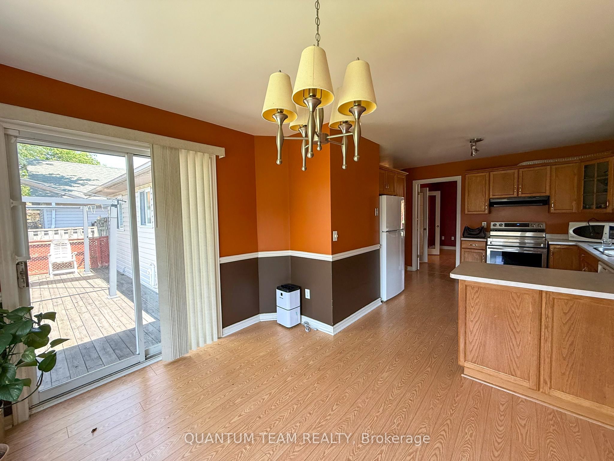 16 Goodwillie Drive, Welland, ON L3C 7C4 photo 3