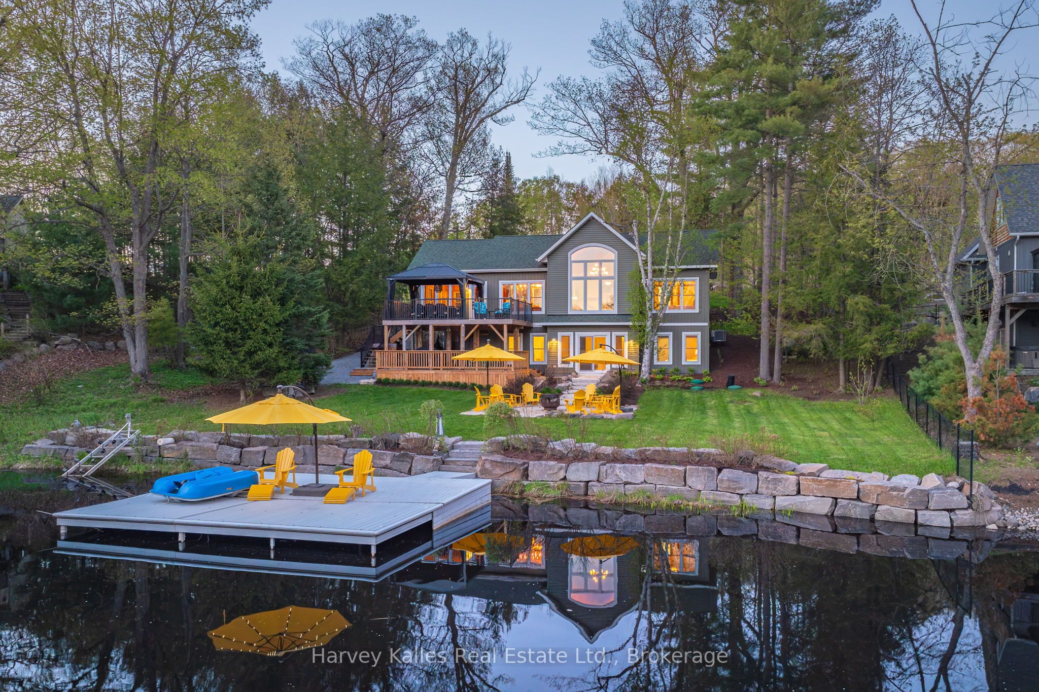 2787 118 Muskoka Road W, Muskoka Lakes, ON P0B 1J0