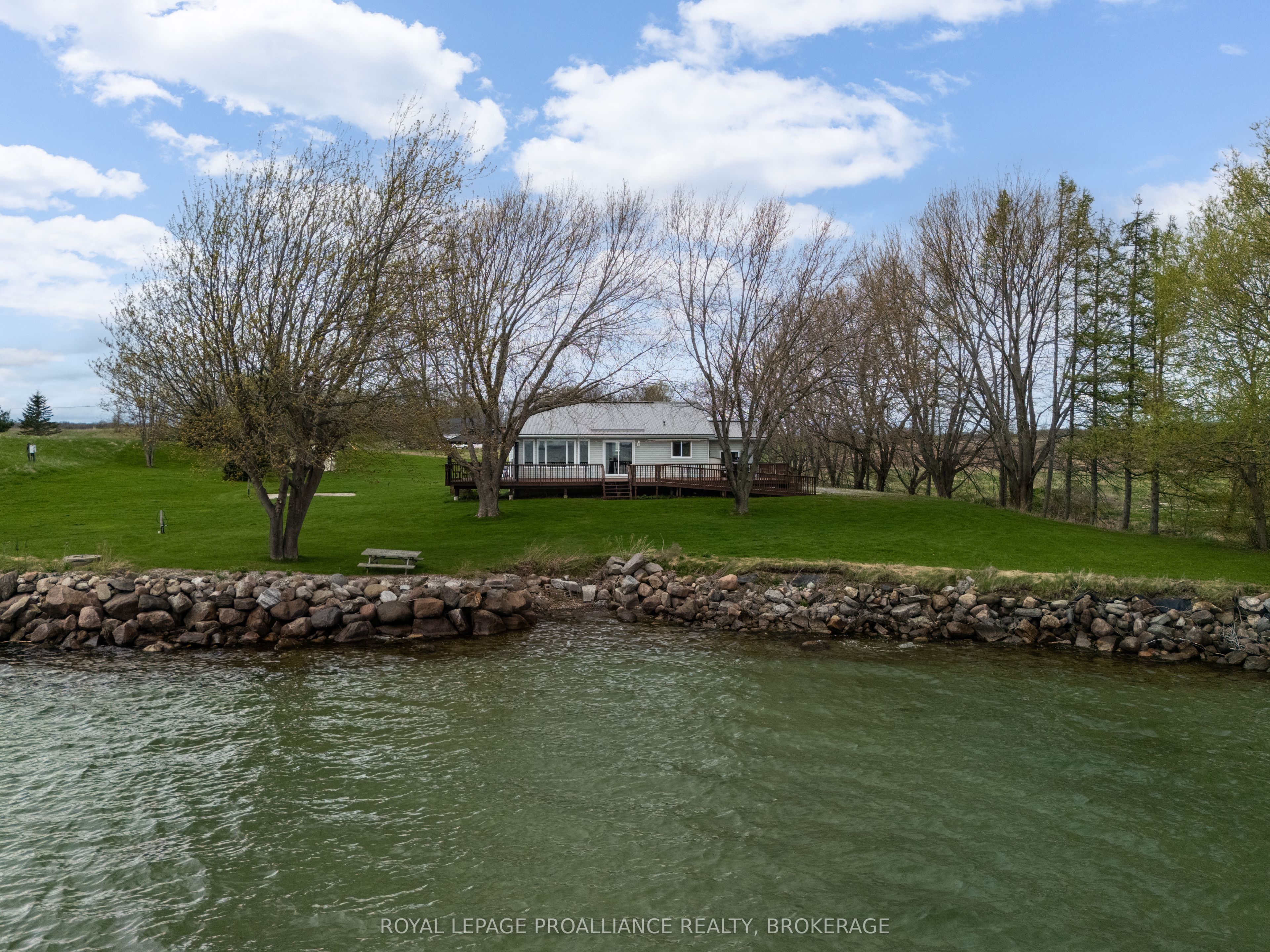 4205 Highway 96, Frontenac Islands, ON K0H 2Y0