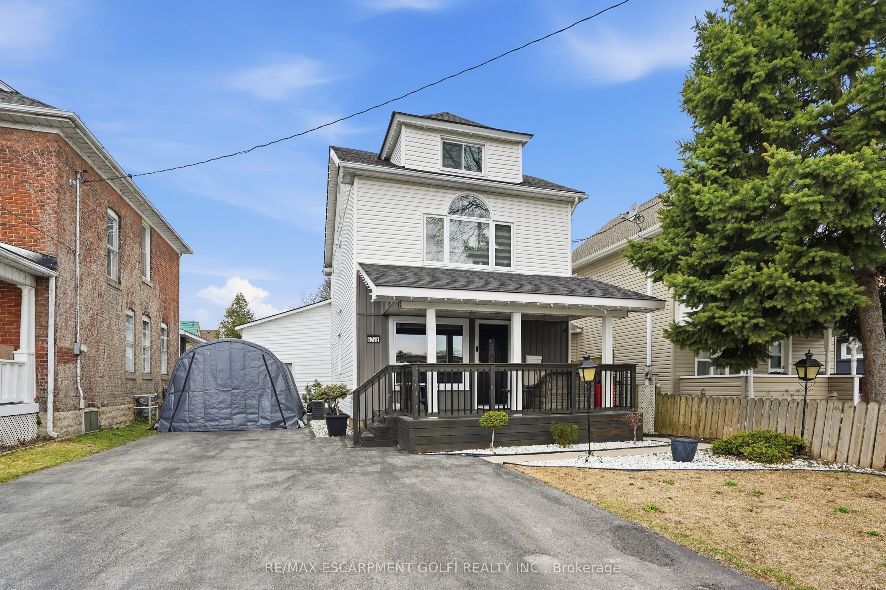 5773 Leonard Avenue, Niagara Falls, ON L2G 4R4 photo 2