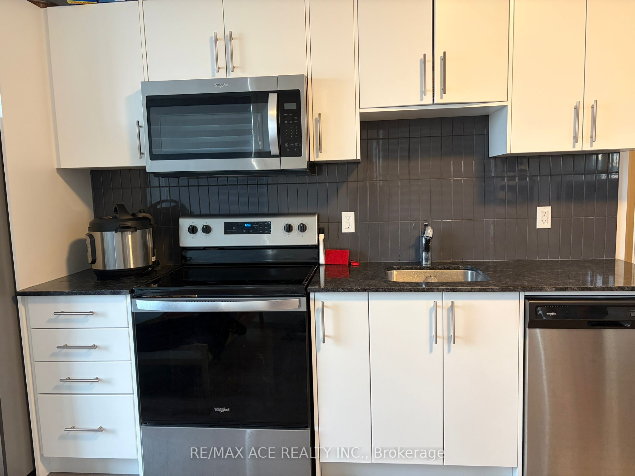 103 Roger Street 601, Waterloo, ON N2J 0G1 photo 5