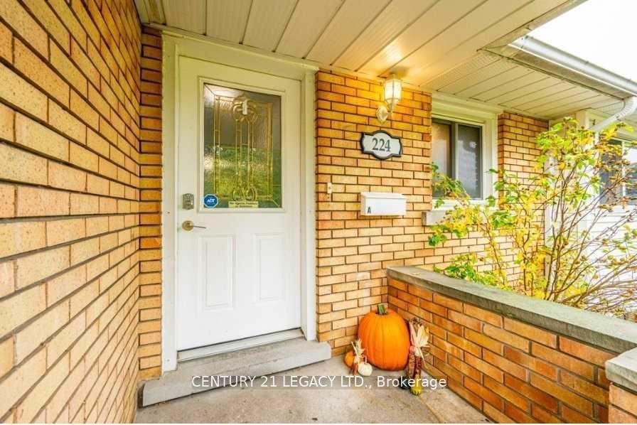 224 River Road E, Kitchener, ON N2B 2G8 photo 3