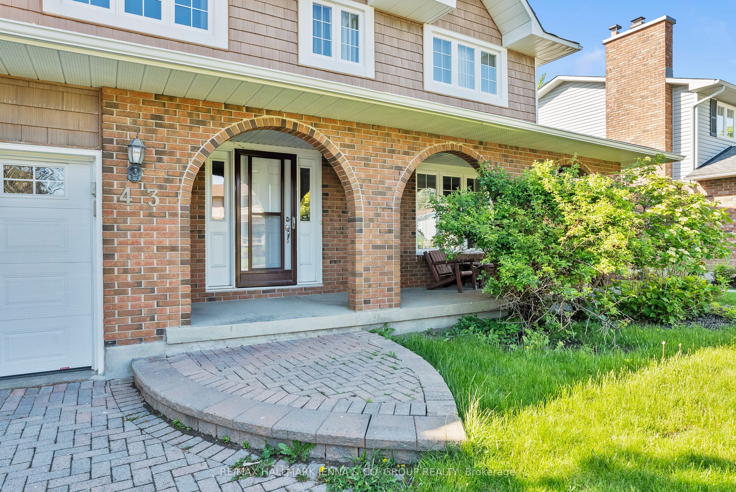 43 Elke Drive, Barrhaven, ON K2J 2B9 photo 3