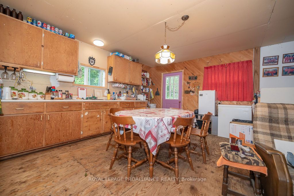 273 Tower Road, Addington Highlands, ON K0H 1K0 photo 4