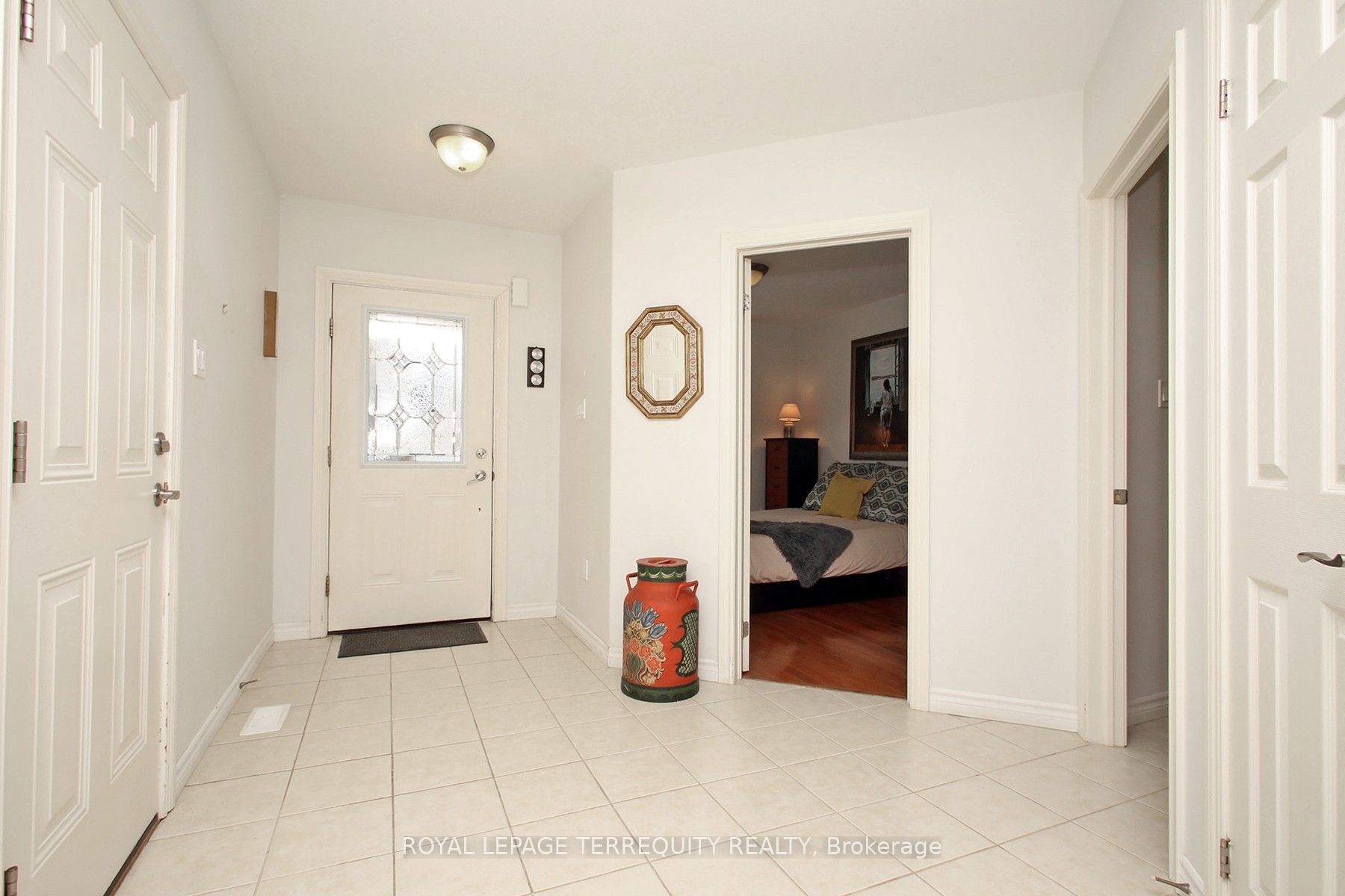 123 Village Crescent, Peterborough, ON K9J 0A9 photo 3