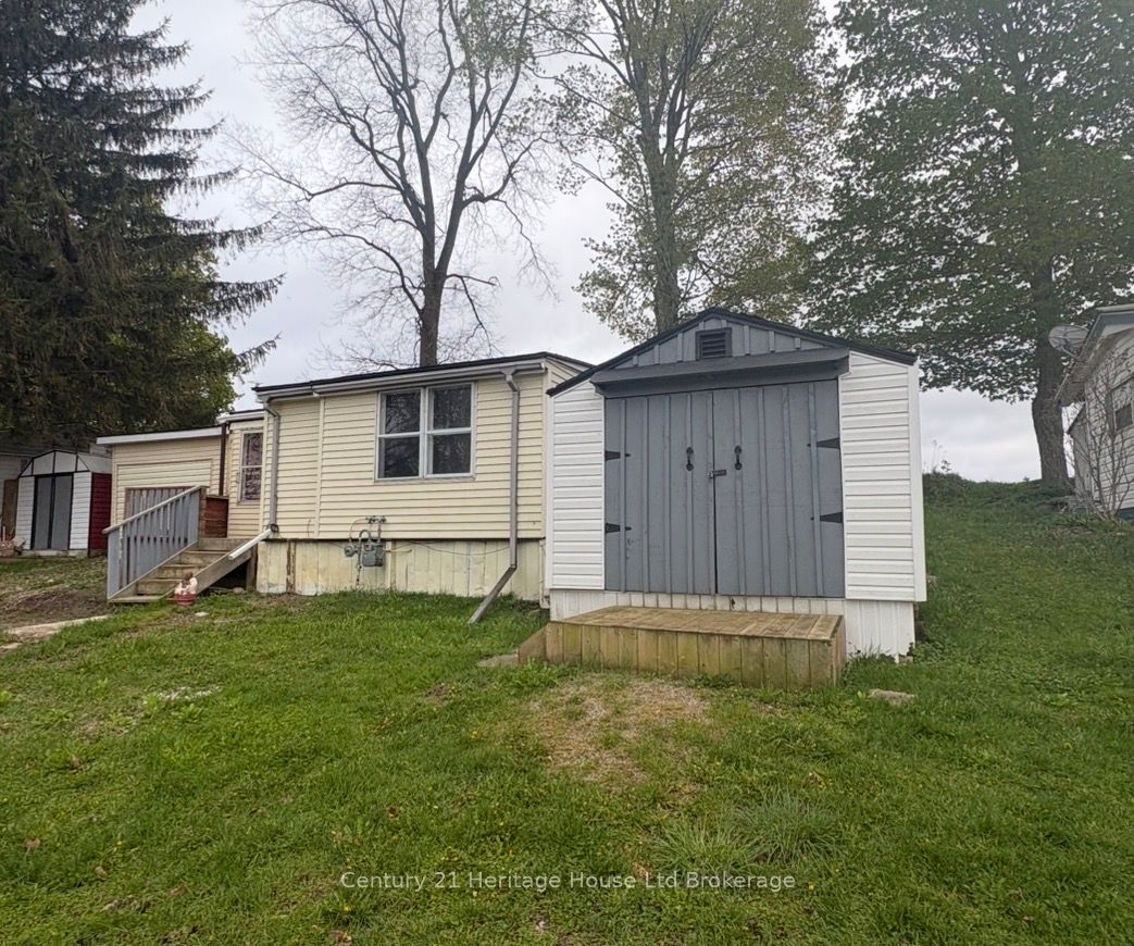 596101 Oxford 59 Highway 5 Hillcrest, East Zorra-Tavistock, ON N4S 7W1 photo 2